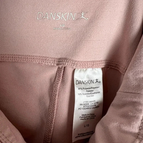 Danskin Skinny Leggings Size Large in Rose color - Picture 3 of 3